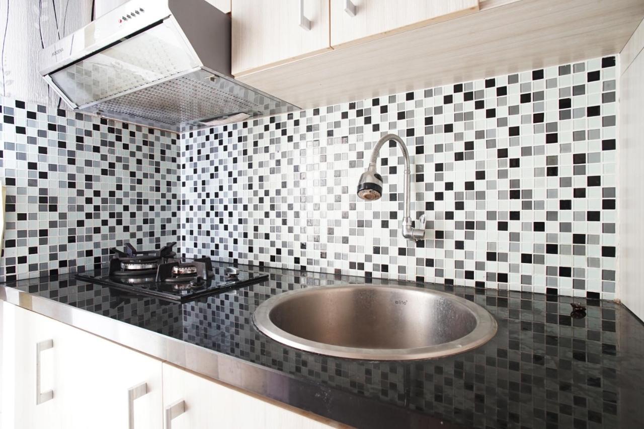 Planet Room Kemang View Бекаси Екстериор снимка