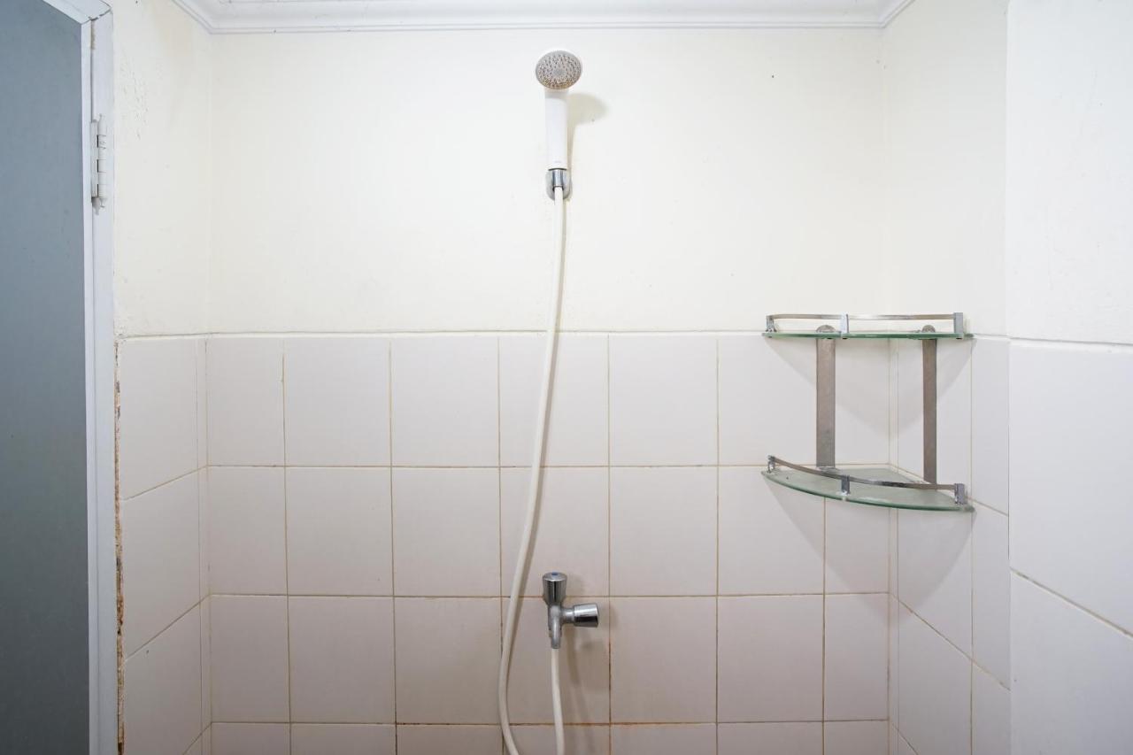 Planet Room Kemang View Бекаси Екстериор снимка